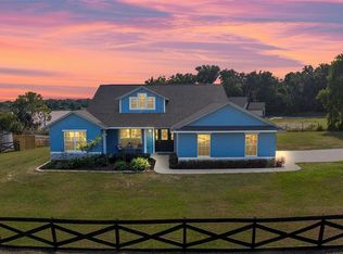 286 Orange Ct, Umatilla, FL 32784