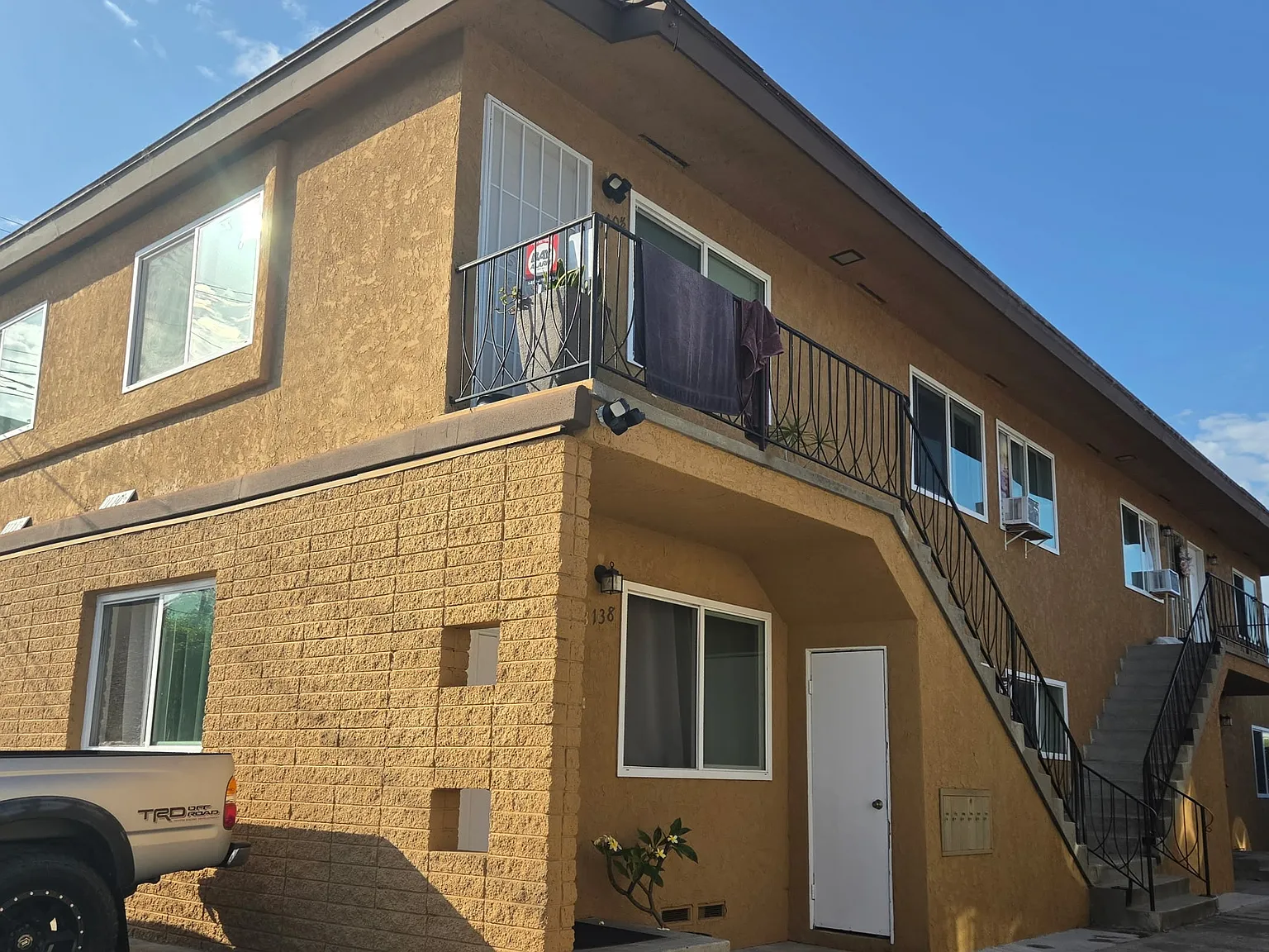 2 bed, $2,500 — Photo 4