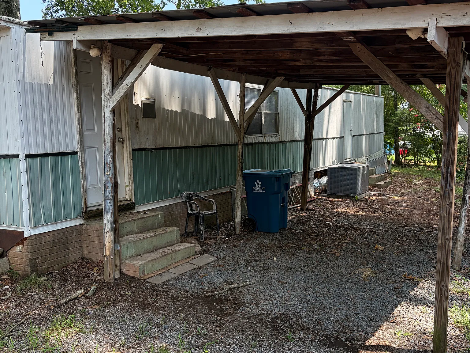 2817 W State Highway 10 — Photo 2