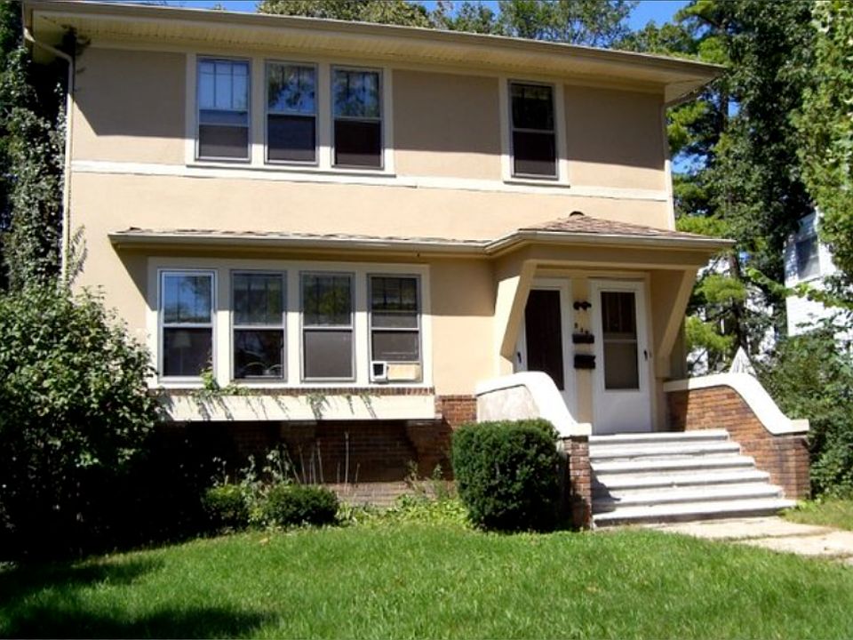 1st image of 912 Edgewood Pl APT 1