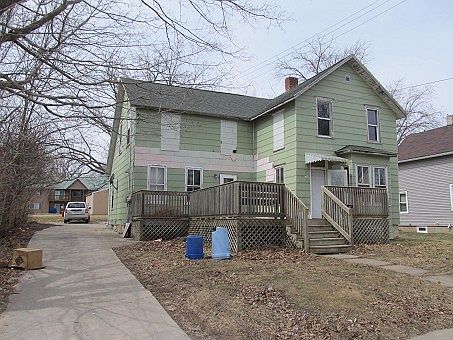 1st image of 124 N Lincoln Ave