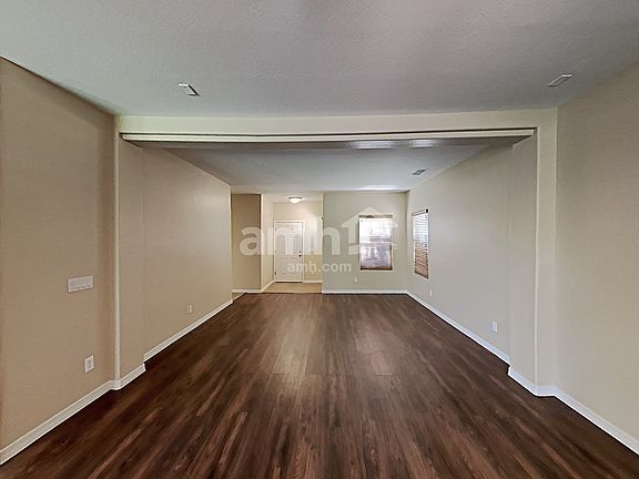 4th image of 18642 W Sunnyslope Ln