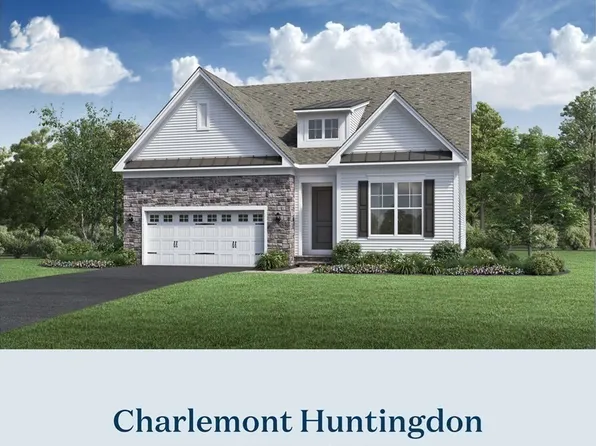 6 Barnes Blvd #50, Hudson, MA 01749