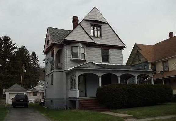 1st image of 2406 W 4th St