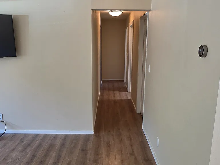 819 Cambon Cir — Photo 11