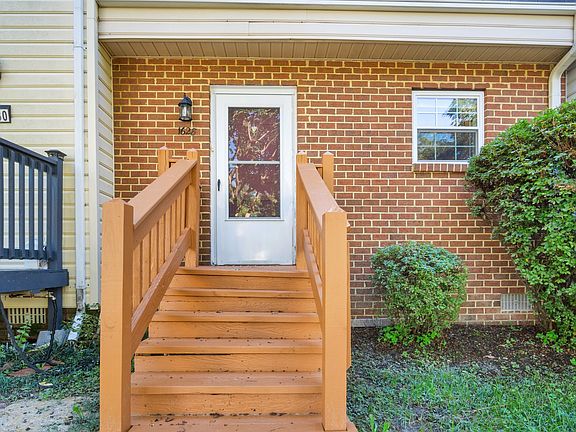 3rd image of 1628 Angel Ct