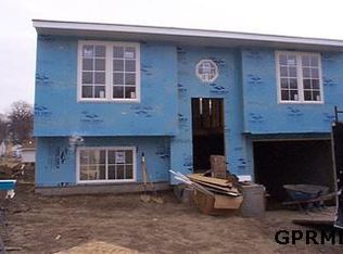 5622 S 51st Ave, Omaha, NE 68117