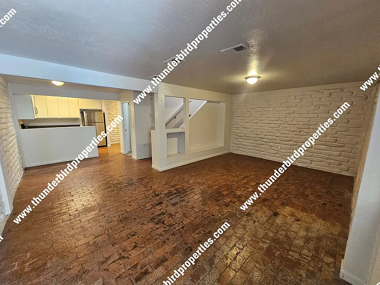 200 Rio Grande Blvd SW — Photo 3