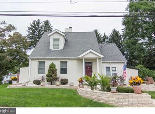 104 Grove Ave, Cheltenham, PA 19012