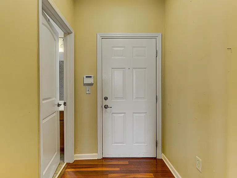 731 Litty Ct #105 — Photo 10