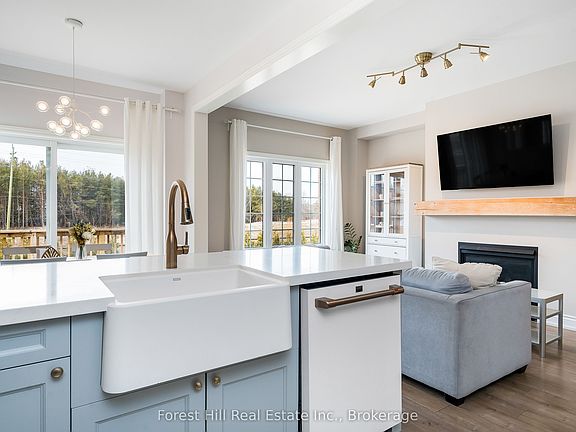 5th image of 222 Springfield Cres