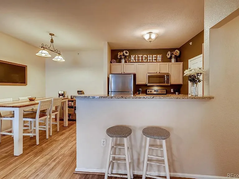 2430 W 82nd Pl #2B — Photo 8
