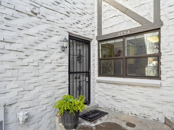 3554 S Ivanhoe Street, Denver, CO 80237