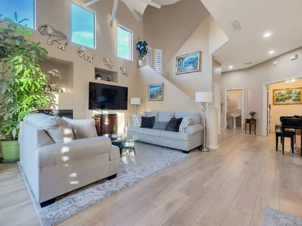 16420 N Thompson Peak Pkwy, Scottsdale, AZ