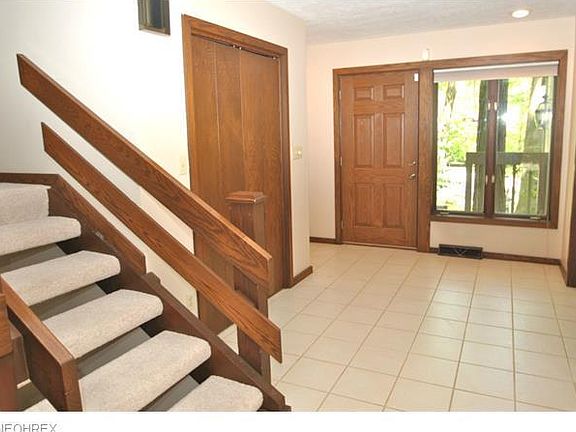 2nd image of 960 Kingswood Dr