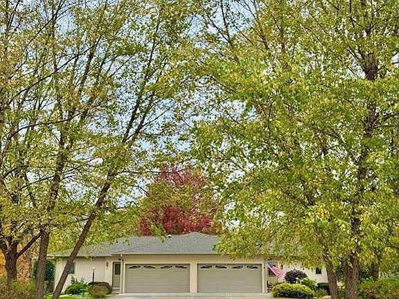 3rd image of 1242 Springbrook Drive