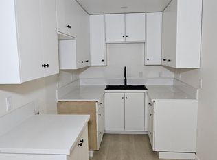 9001 Orion Ave #3, North Hills, CA 91343