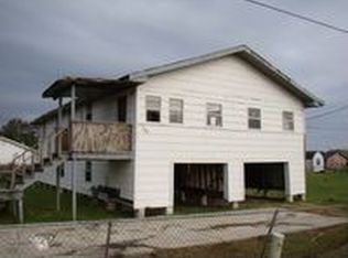 388 Comeaux Dr, Lockport, LA 70374