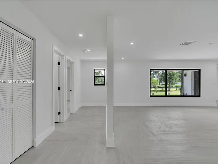 17680 SW 54th St — Photo 23
