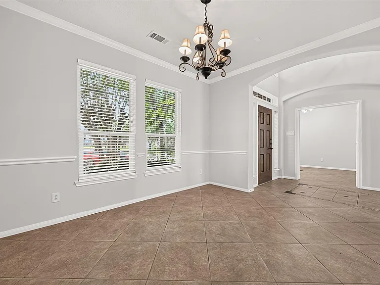 1415 Kennewick Ct — Photo 10