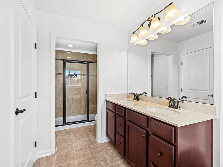 115 Hornbeam Dr — Photo 9