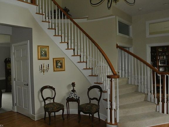 2nd image of 510 Club Dr