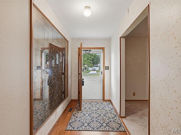 3rd image of 12190 McKelvey Rd