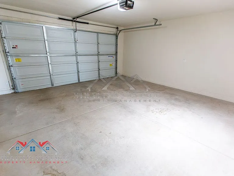 43620 W Mescal Dr — Photo 68