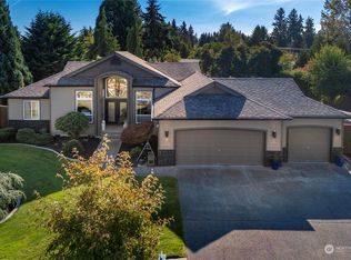 2106 215th Ave E, Lake Tapps, WA 98391