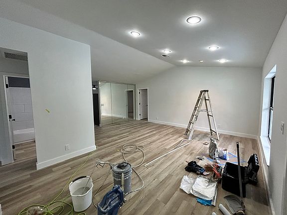 4th image of 5906 Eddy Ct