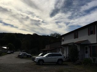 235 Stewart Acres APT 2, Winfield, WV 25213