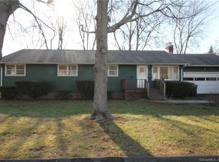 55 Spruce St, Newington, CT 06111