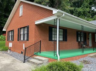 1014 Wright St SW APT 1, Lenoir, NC 28645