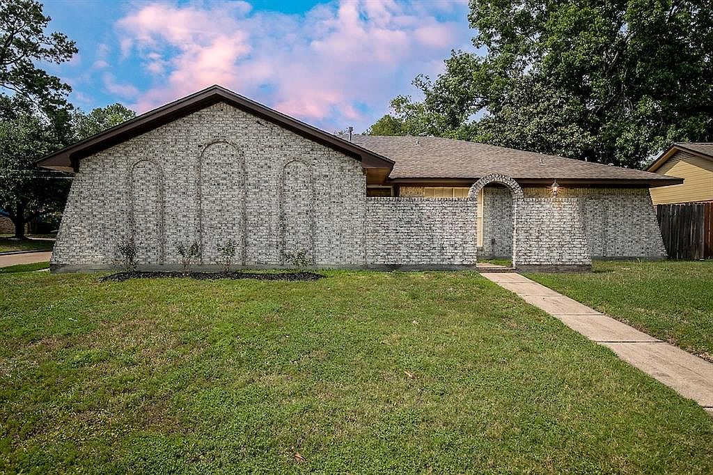 7050 Pine Grove Dr, Houston, TX 77092 MLS 53786482 Zillow