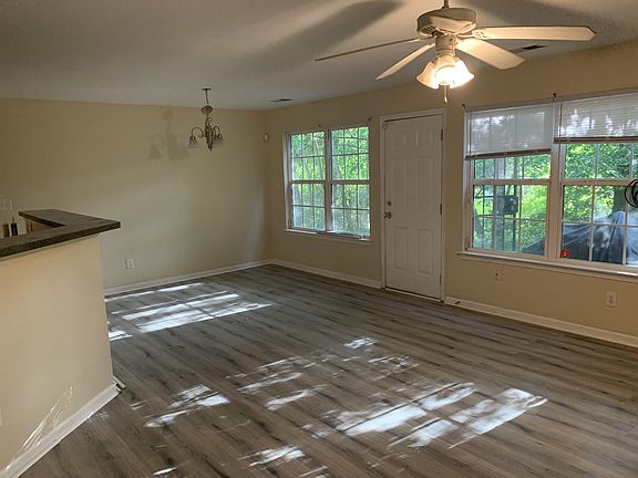 4th image of 5185 Hanover St #1