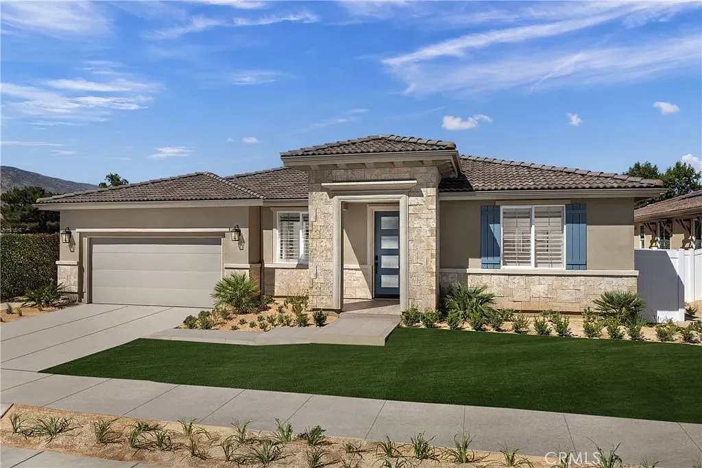 5 bed, 2652 sqft, $5,490 — Photo 1
