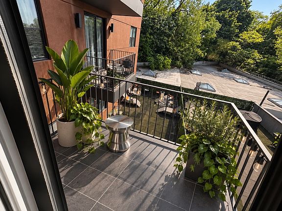 5th image of 60-86 Myrtle Ave #2E