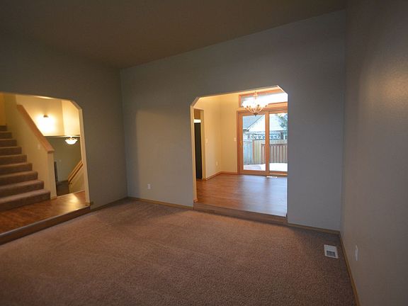 3rd image of 8107 25th Pl NE