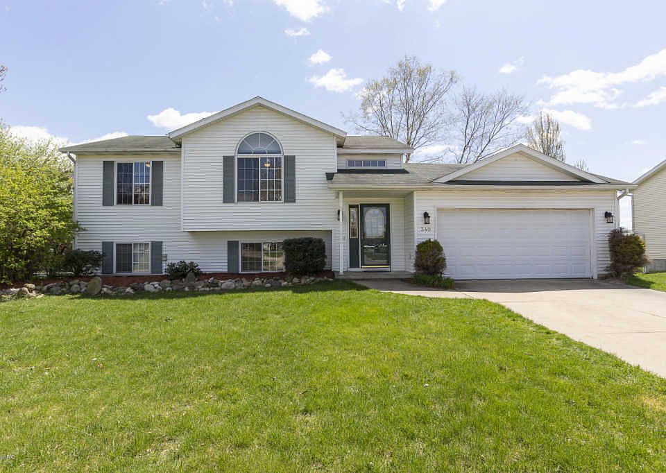 1st image of 340 Riverwood Dr