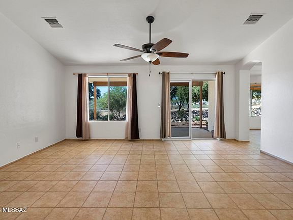 4th image of 544 Paseo Petirojo