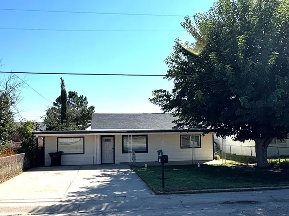 3014 Carver St, Carlsbad, NM 88220
