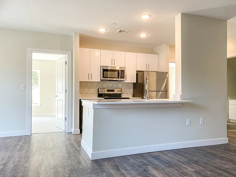 Princeton Dover Apartments — Photo 30