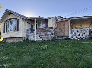 196 Munster Rd, Portage, PA 15946