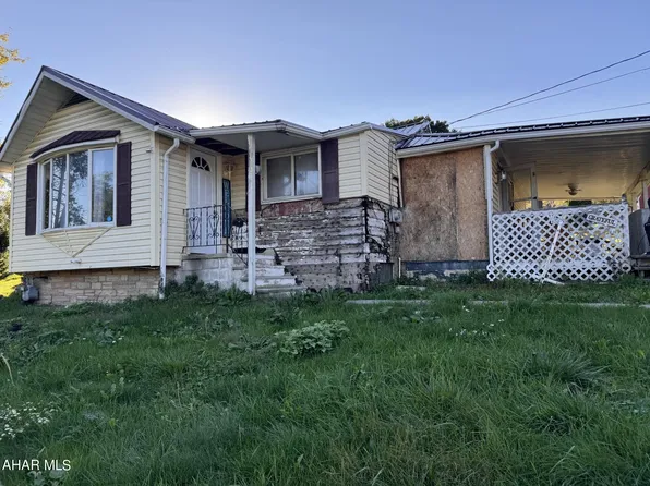 196 Munster Rd, Portage, PA 15946