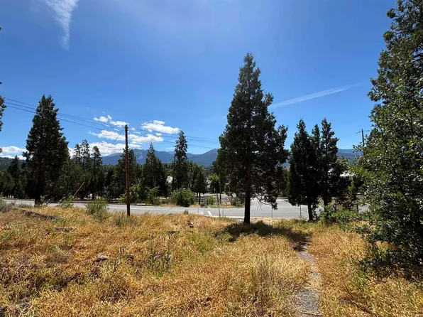 Approx N Davis Ave, Weed, CA 96094