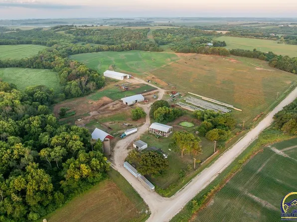 3337 W 125th St, Carbondale, KS 66414