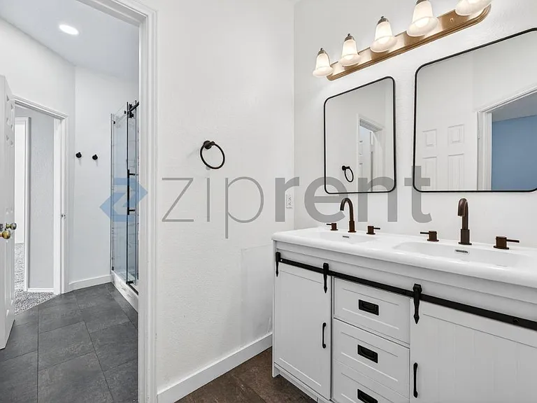 10604 Ambergate Ln — Photo 26