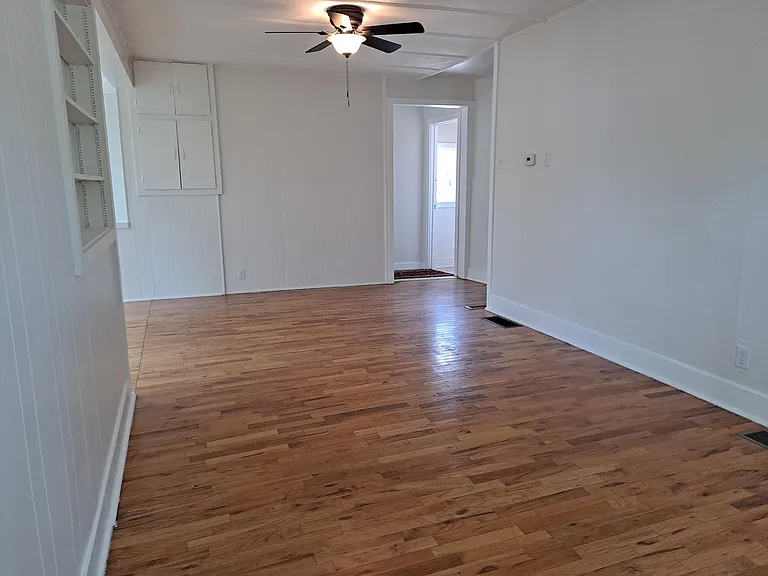 23 Dorchester Dr — Photo 16