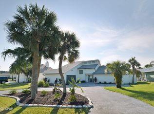 413 Wahoo Rd, Panama City Beach, FL 32408