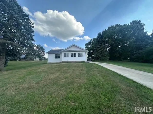 25914 Edison Rd, South Bend, IN 46628